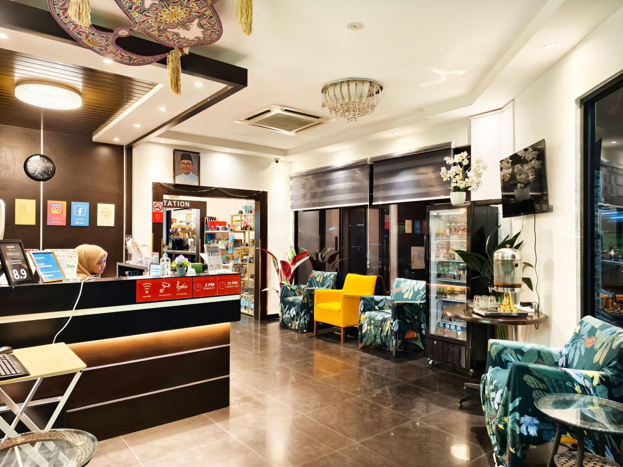 Salaam Suites Hotel Kota Bharu Exterior photo